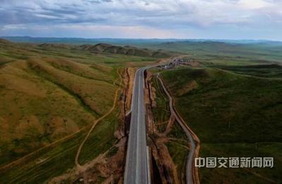 中鐵四局蒙古國新機場高速公路 連接未來的草原絲路